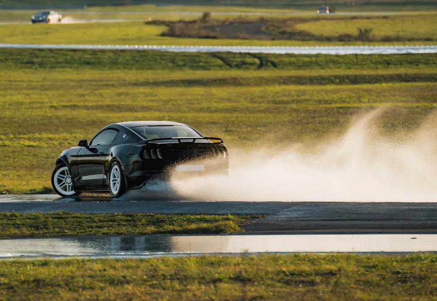 Stage drift Ford Mustang