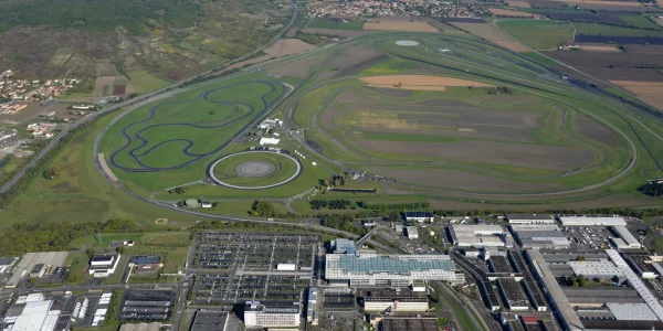 Team building sur le circuit de Ladoux