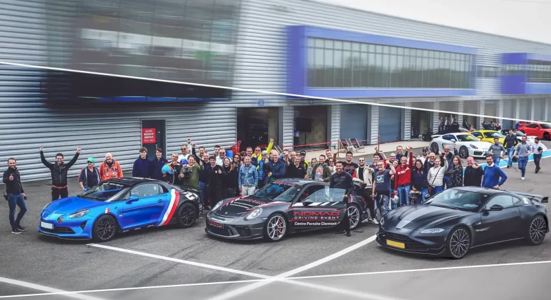 Séminaire d'entreprise sur le circuit de Charade